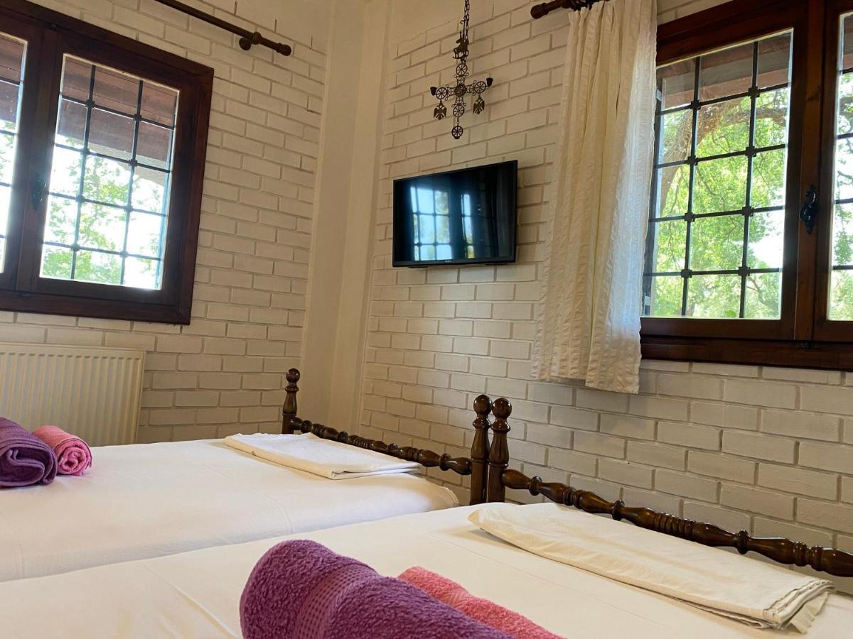 Wild Oaks Cottage Kriopigi Ngoại thất bức ảnh